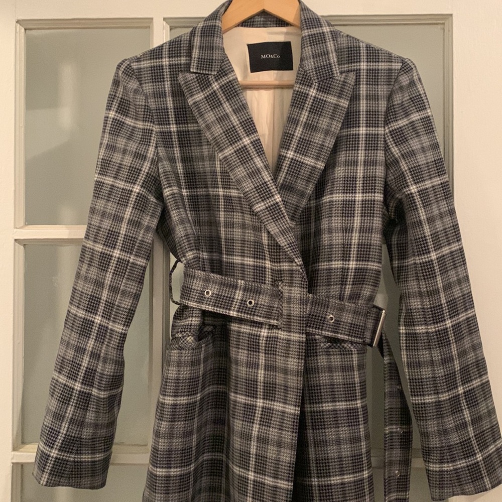 Mo&co designer long gray plaid trench coat blazer belt waist - medium